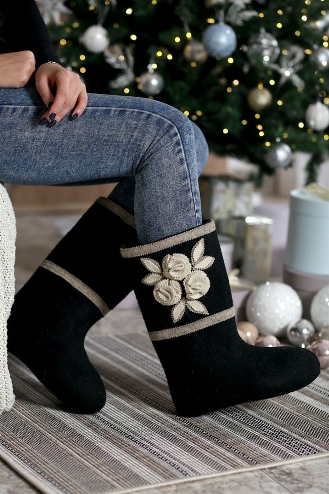 Купить Валенки женские с аппликацией “Марианна”,черные - цена 4 740 руб